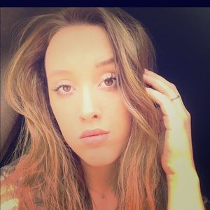 Meet your Posher, Maddie